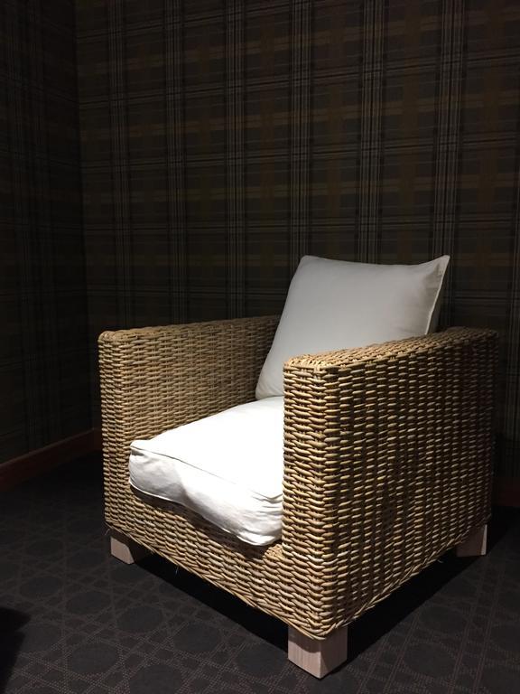 Hotel Du Pot D'Etain ชาลงส์-อ็อง-ชองปาญ ภายนอก รูปภาพ